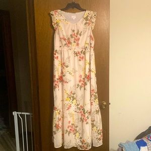 Maternity Dress, peach with floral accents and elastic waistband. Size XXL